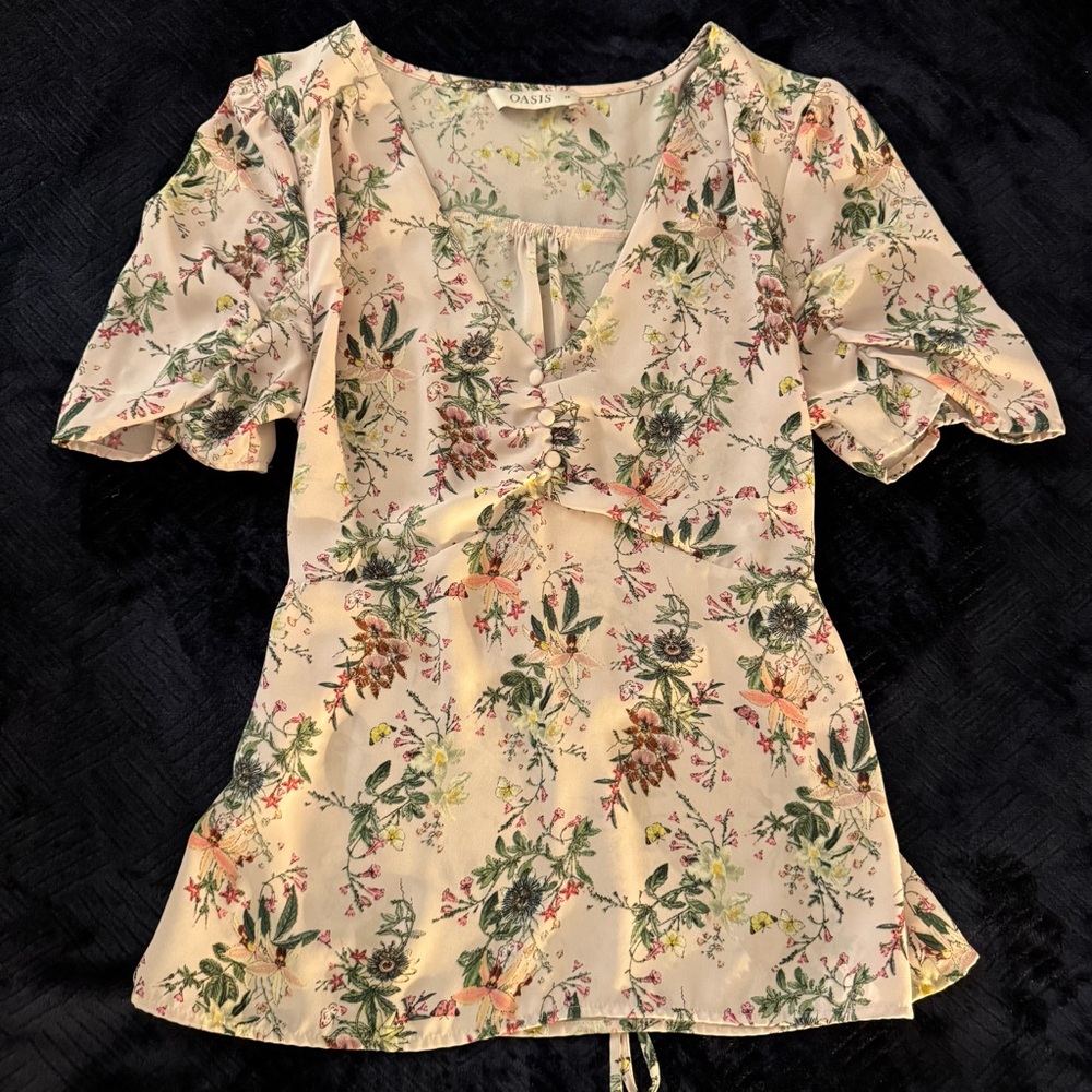 Oasis Cream Floral Blouse